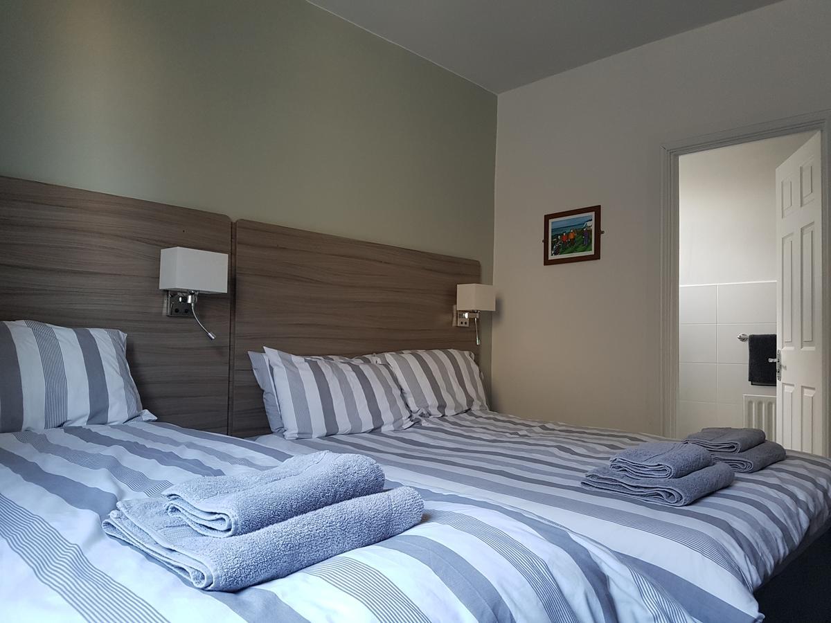 Causeway Bay Guesthouse ポートラッシュ エクステリア 写真